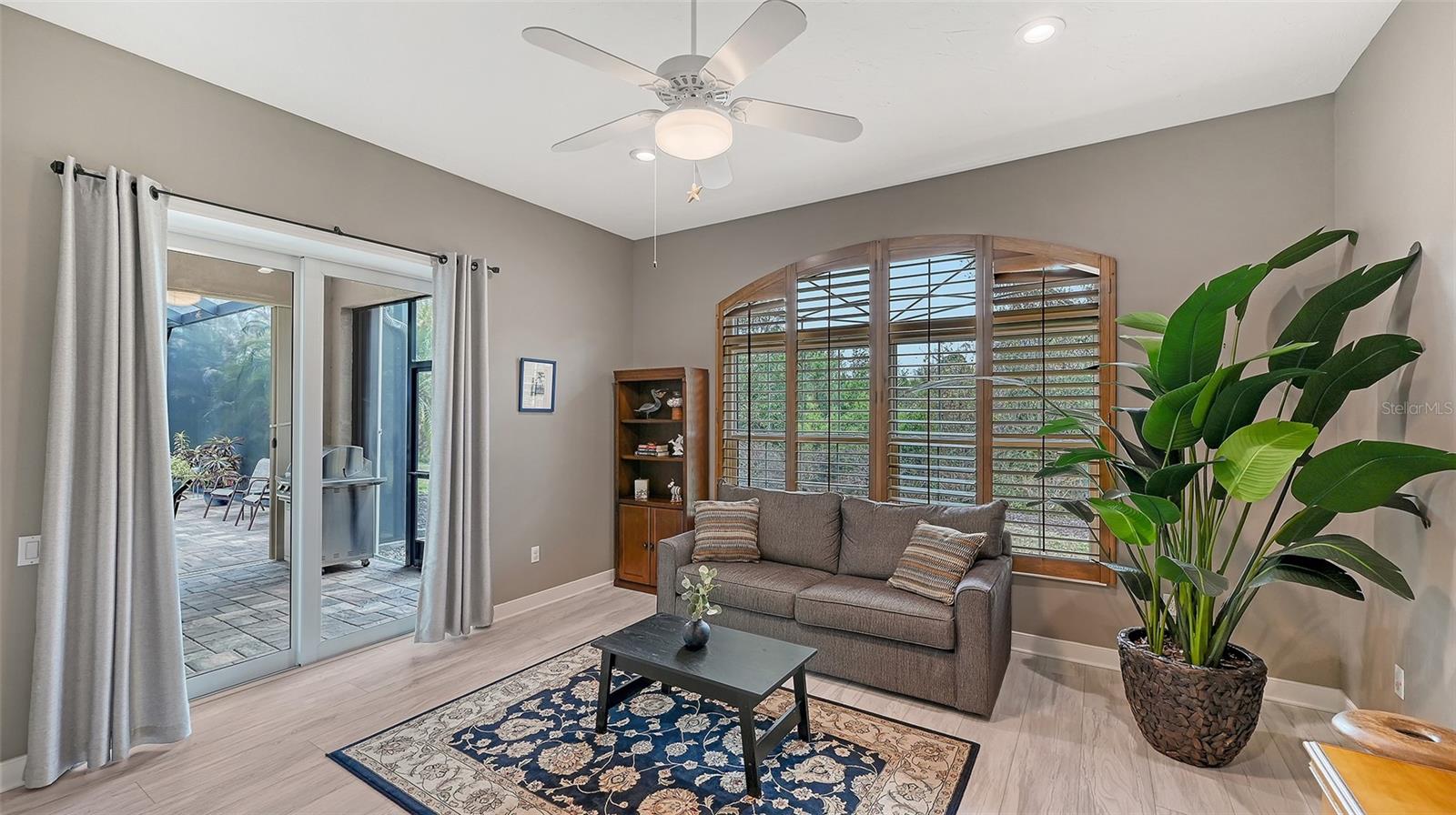 Image 34 of 53 For 7310 Chatsworth Court