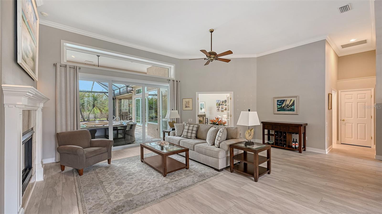 Image 4 of 53 For 7310 Chatsworth Court