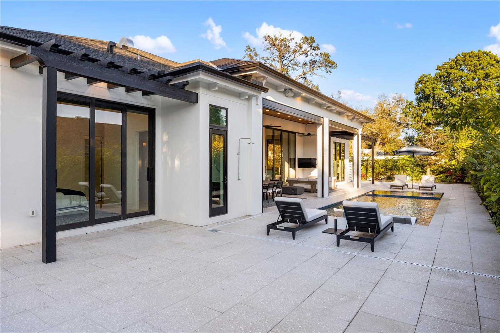 Image 10 of 80 For 1800 Webber Street