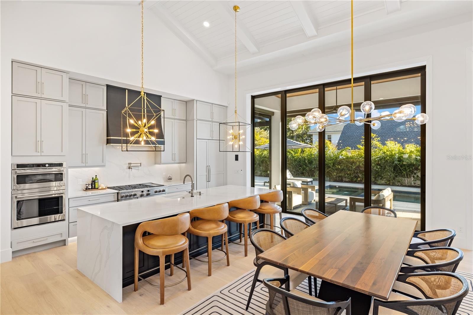 Image 15 of 80 For 1800 Webber Street