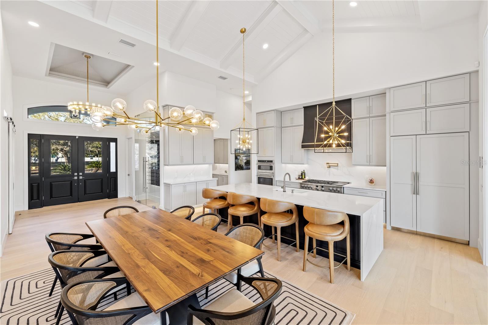 Image 16 of 80 For 1800 Webber Street