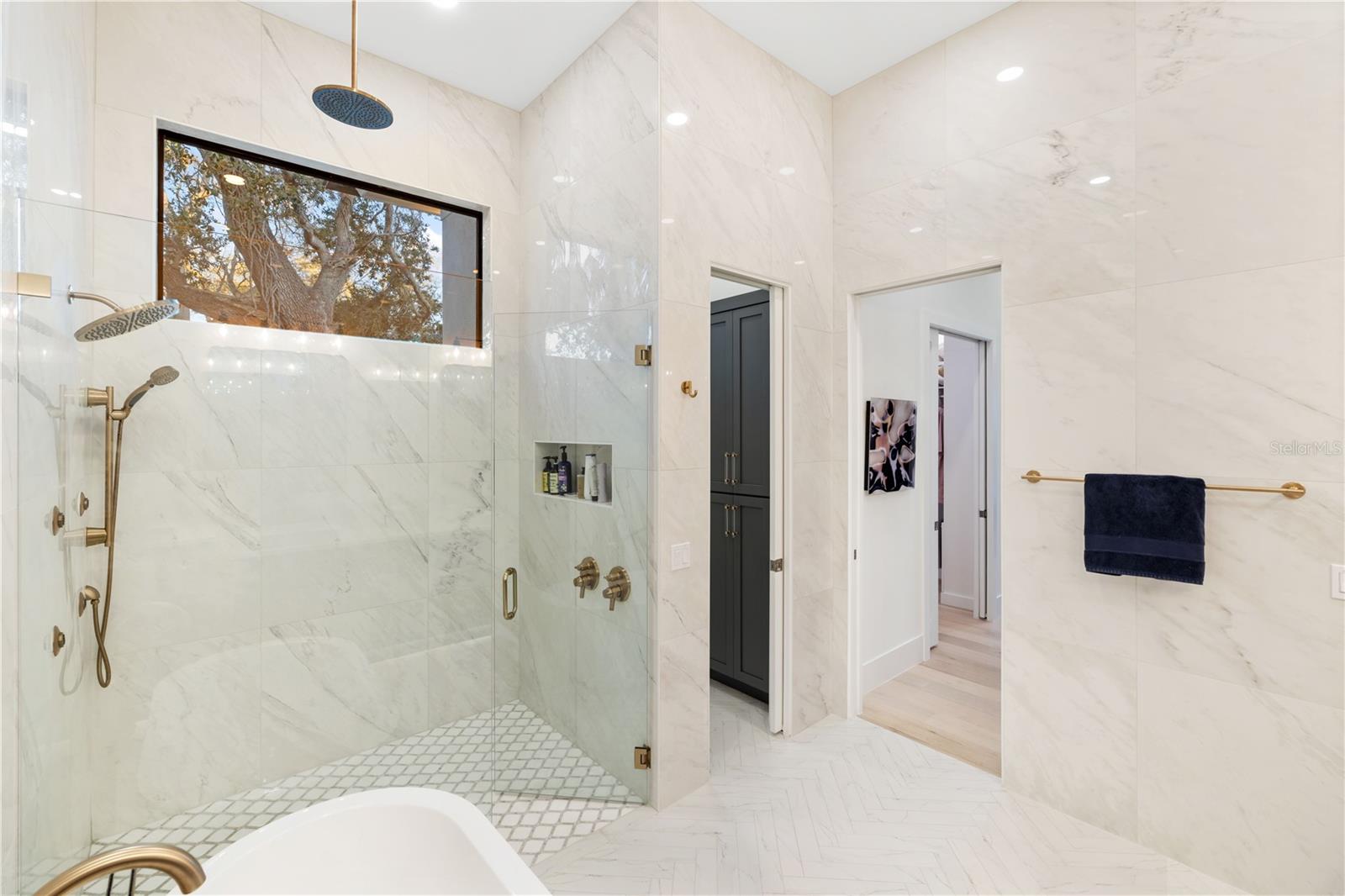 Image 52 of 80 For 1800 Webber Street