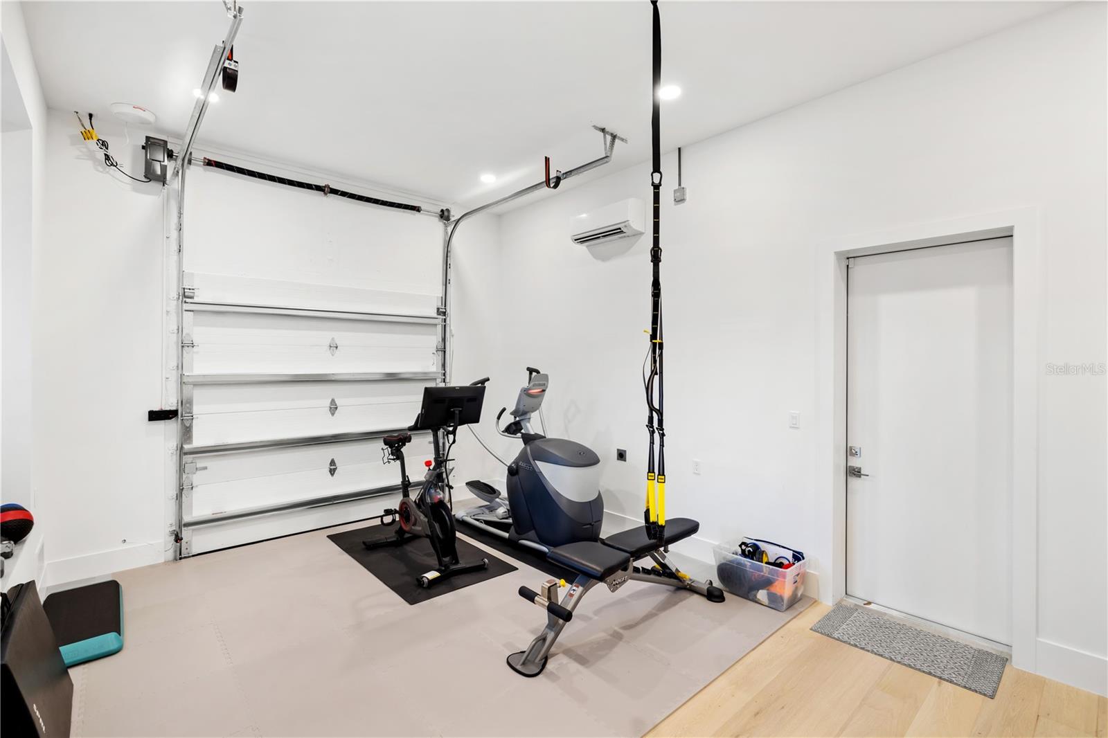 Image 77 of 80 For 1800 Webber Street