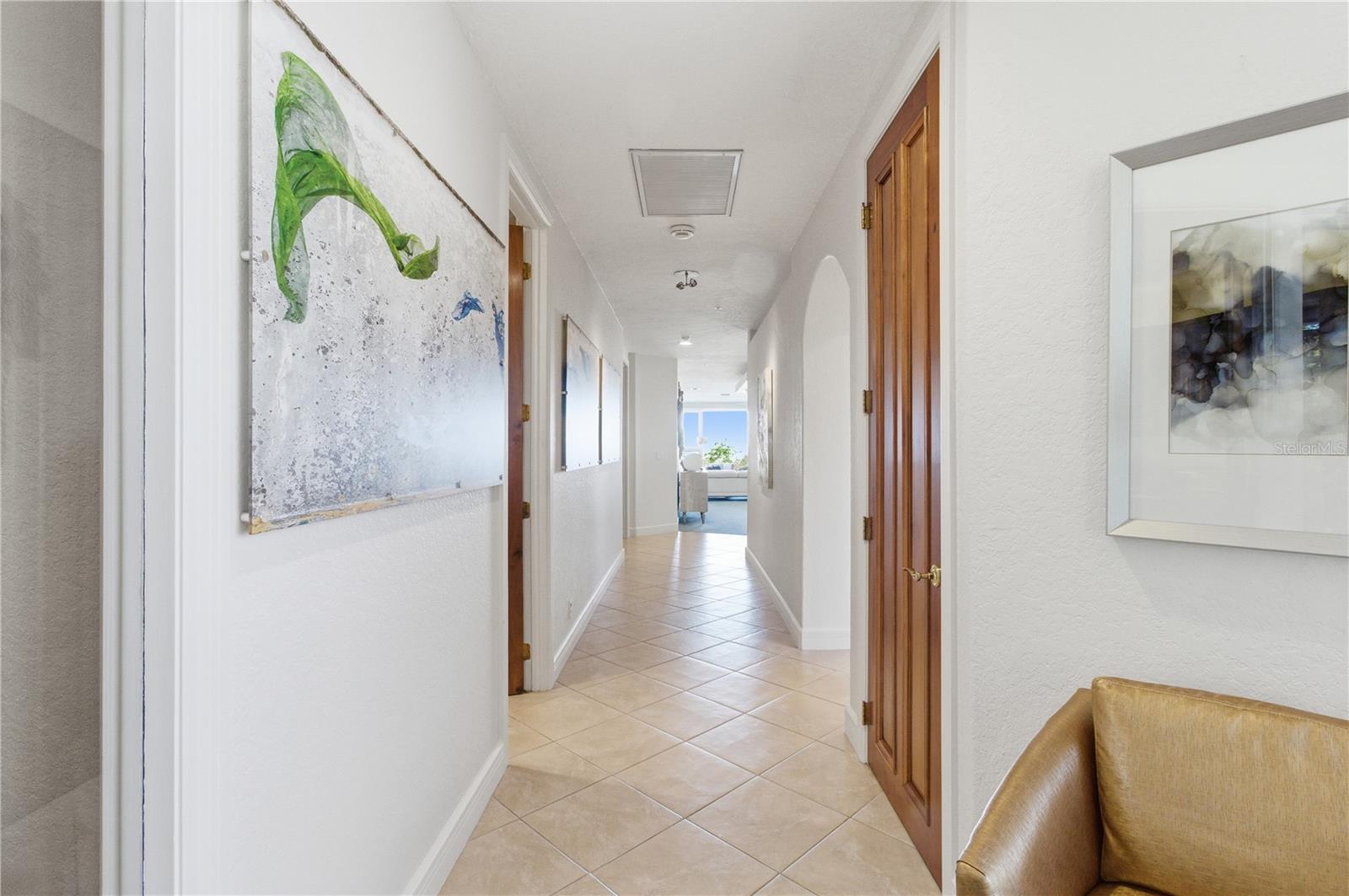 Image 10 of 81 For 350 Gulf Of Mexico Drive 219