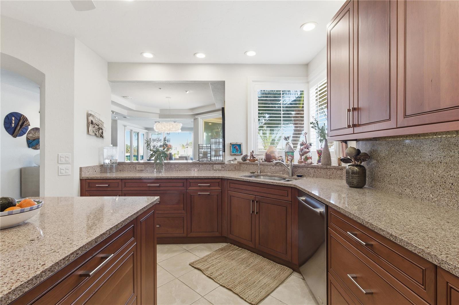 Image 23 of 81 For 350 Gulf Of Mexico Drive 219