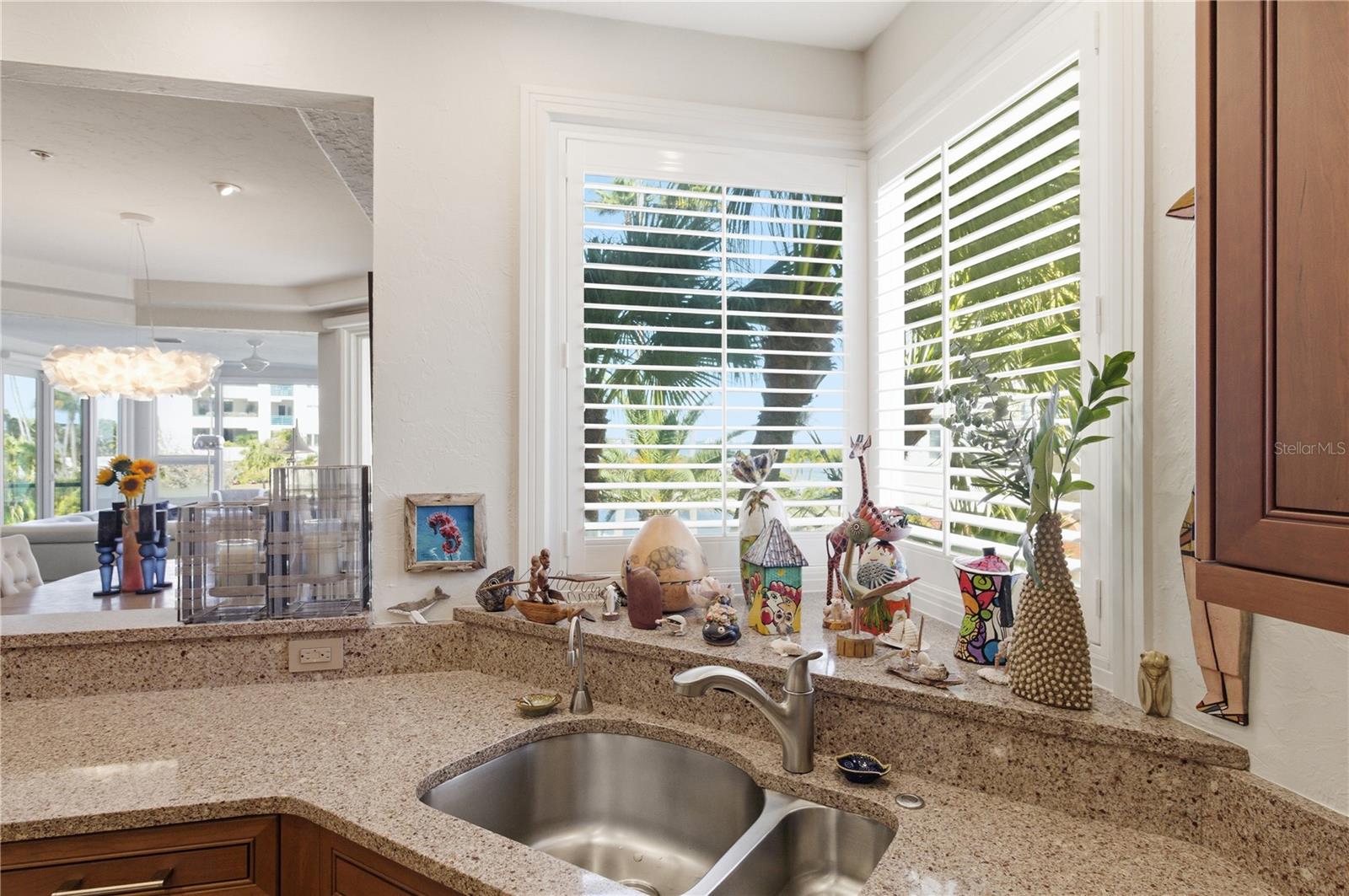 Image 25 of 81 For 350 Gulf Of Mexico Drive 219