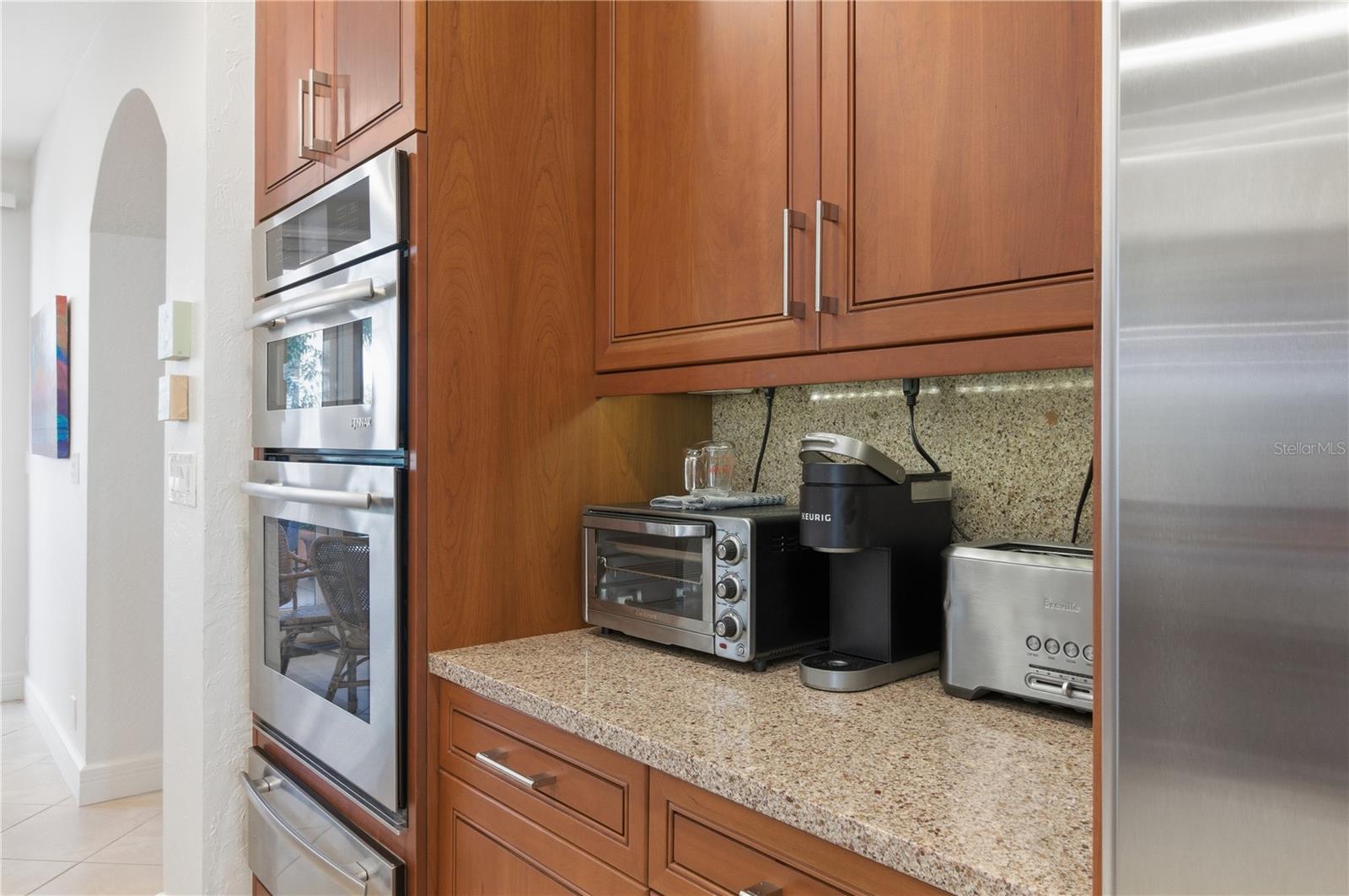 Image 27 of 81 For 350 Gulf Of Mexico Drive 219