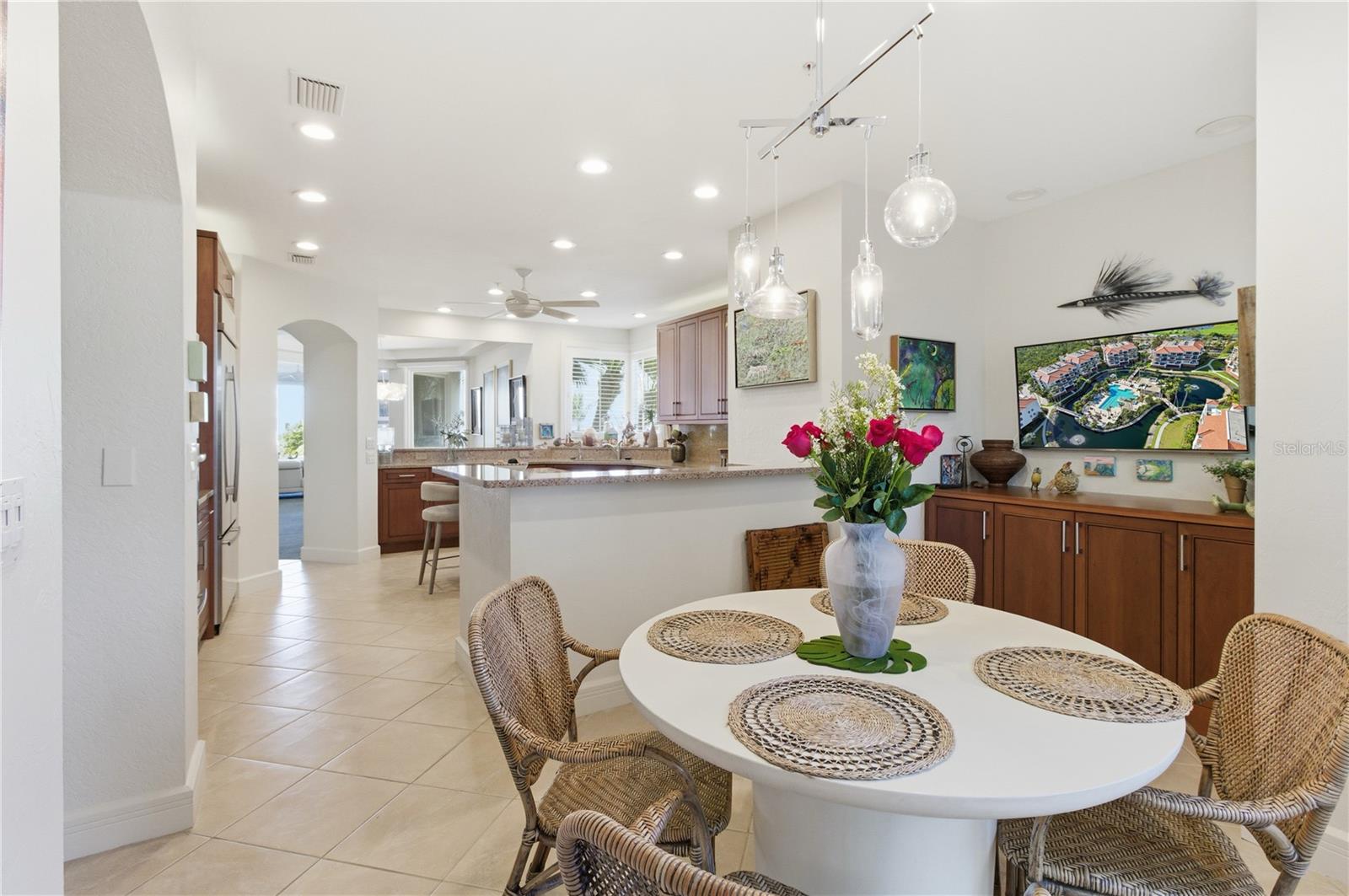 Image 32 of 81 For 350 Gulf Of Mexico Drive 219