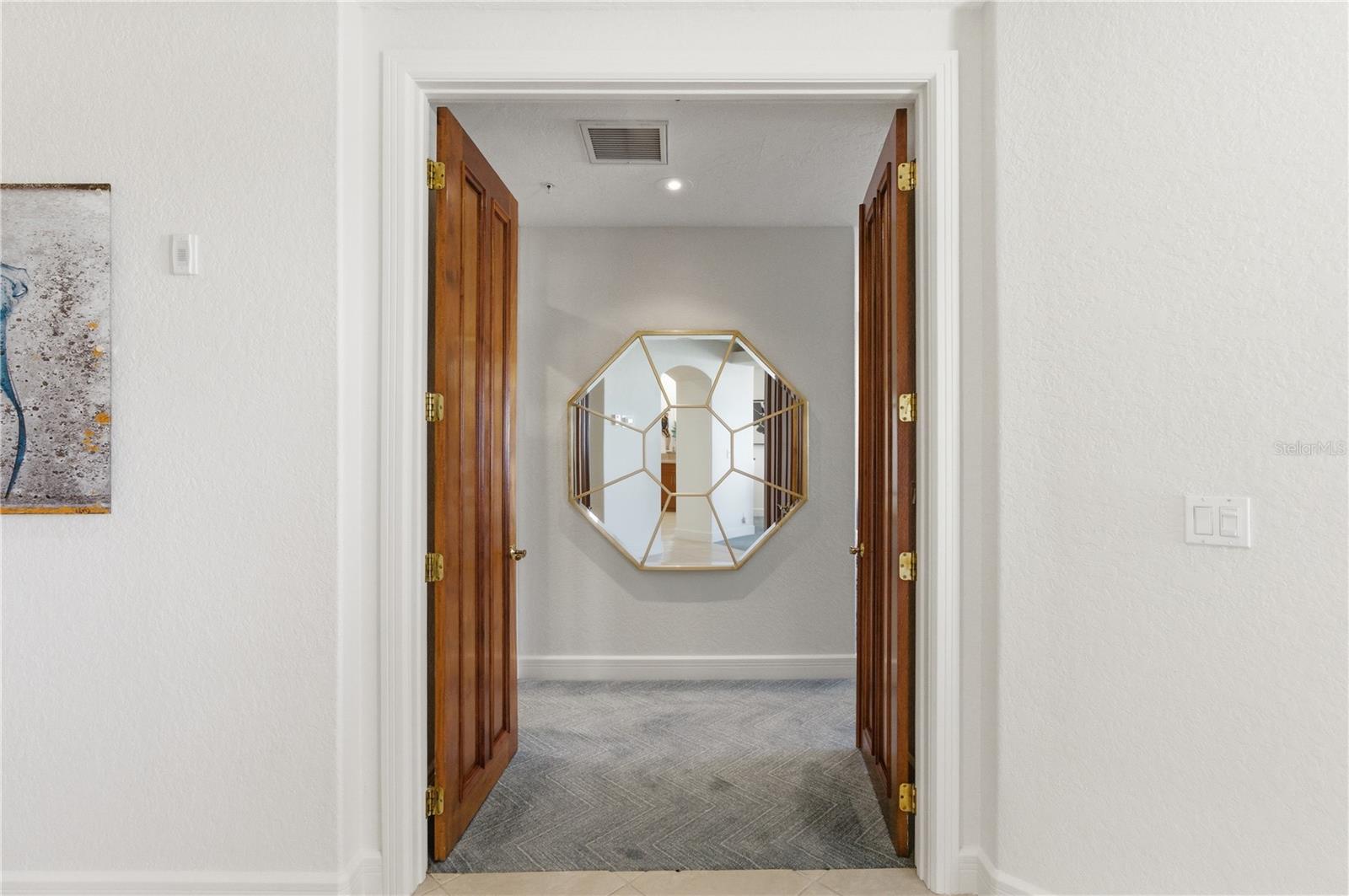 Image 38 of 81 For 350 Gulf Of Mexico Drive 219