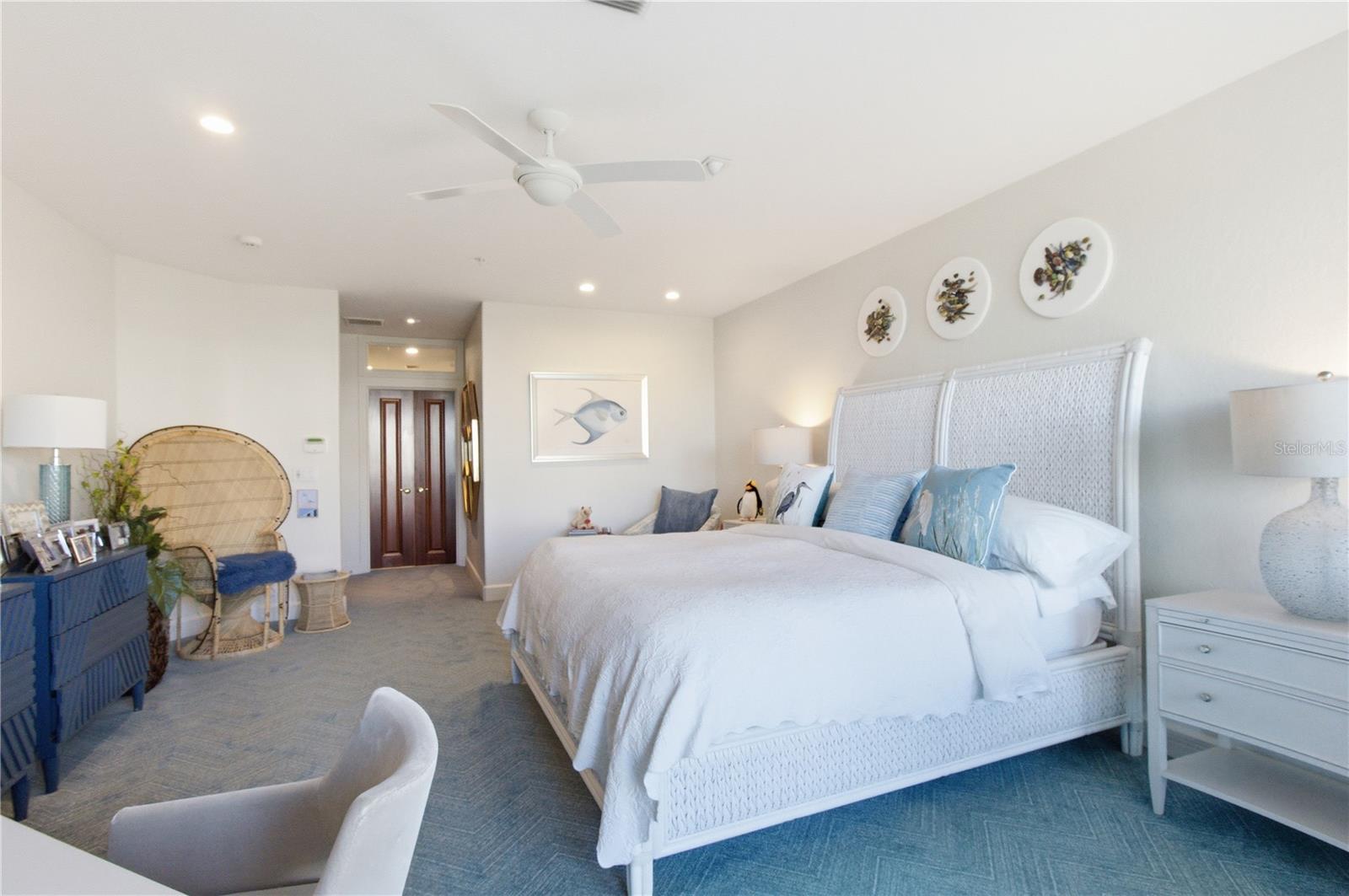 Image 42 of 81 For 350 Gulf Of Mexico Drive 219