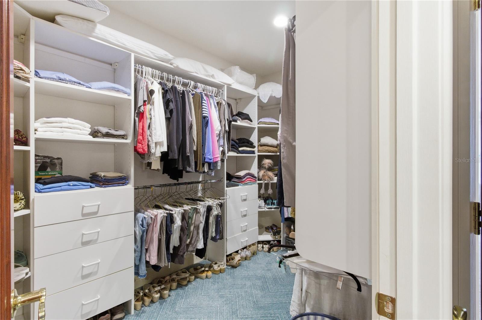 Image 50 of 81 For 350 Gulf Of Mexico Drive 219