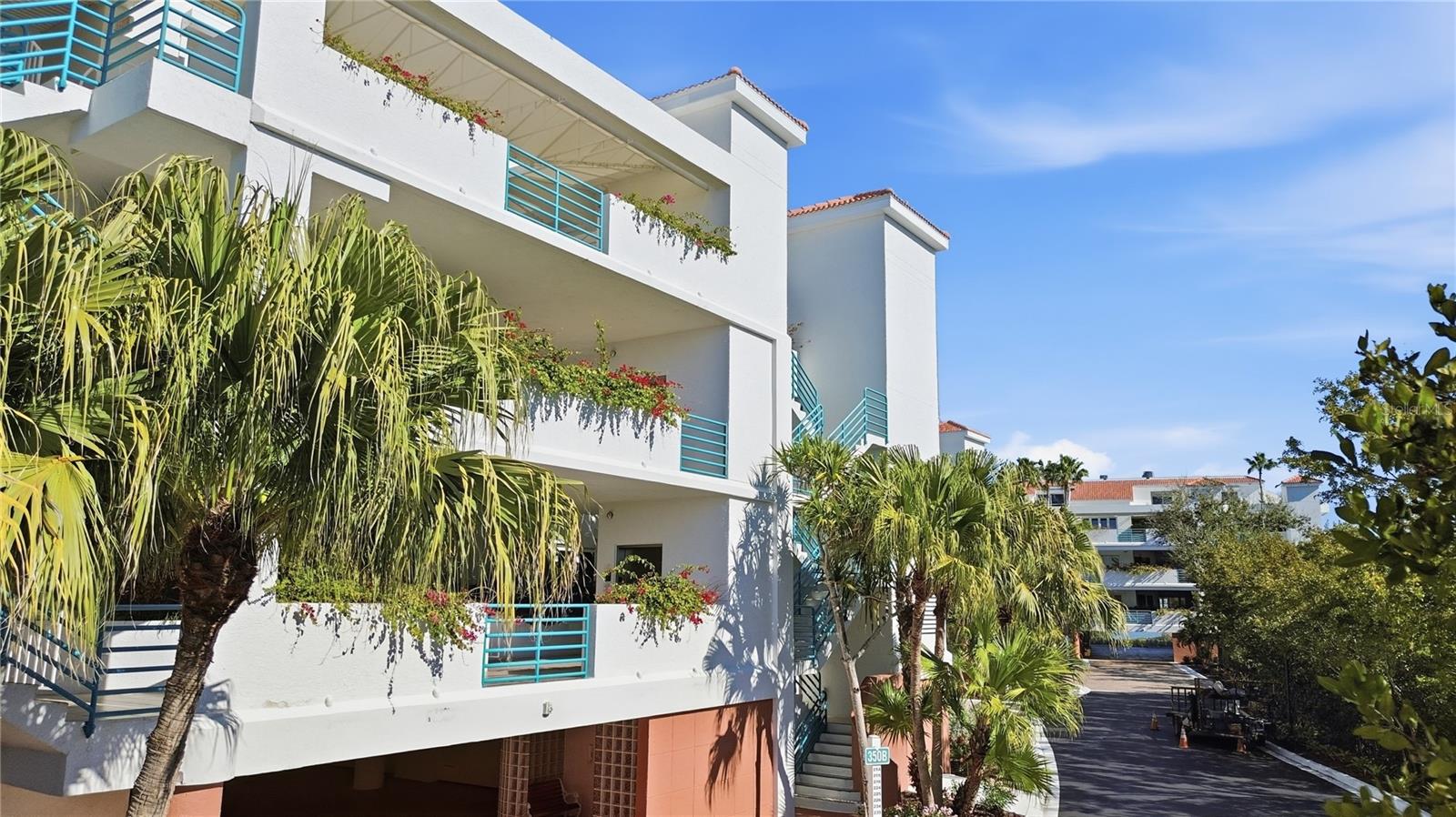 Image 59 of 81 For 350 Gulf Of Mexico Drive 219