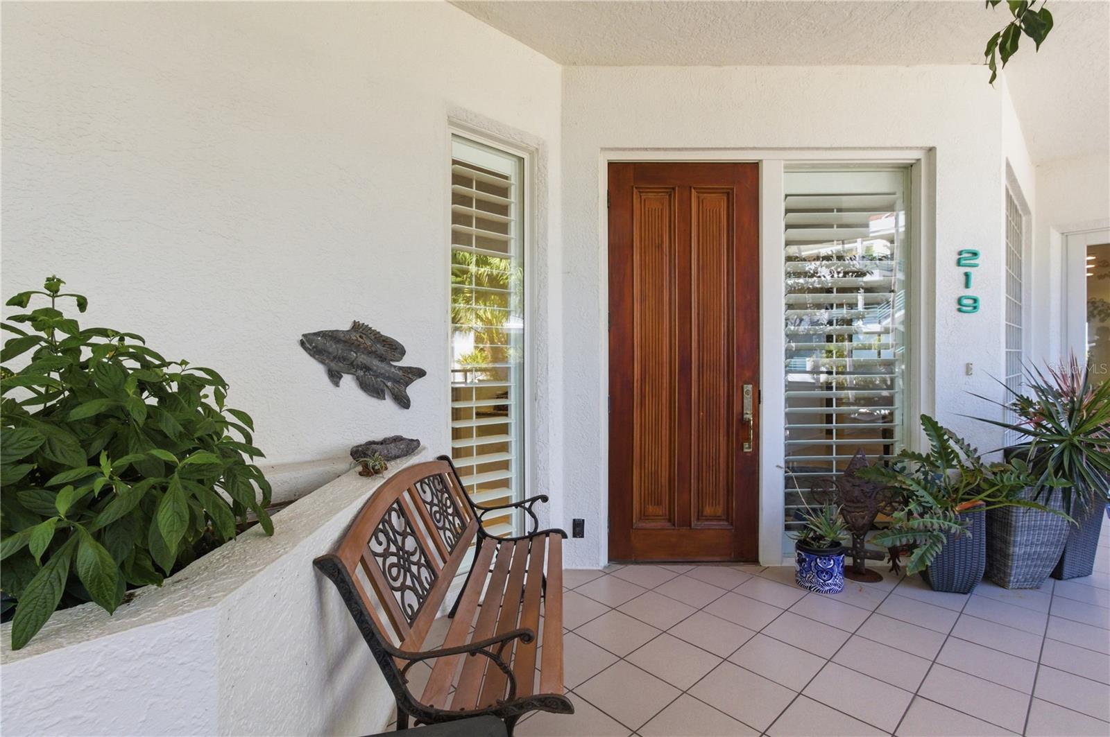 Image 6 of 81 For 350 Gulf Of Mexico Drive 219