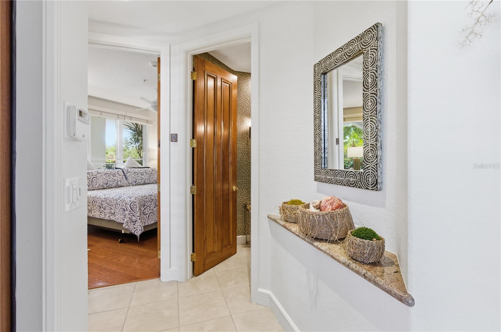 Image 9 of 81 For 350 Gulf Of Mexico Drive 219