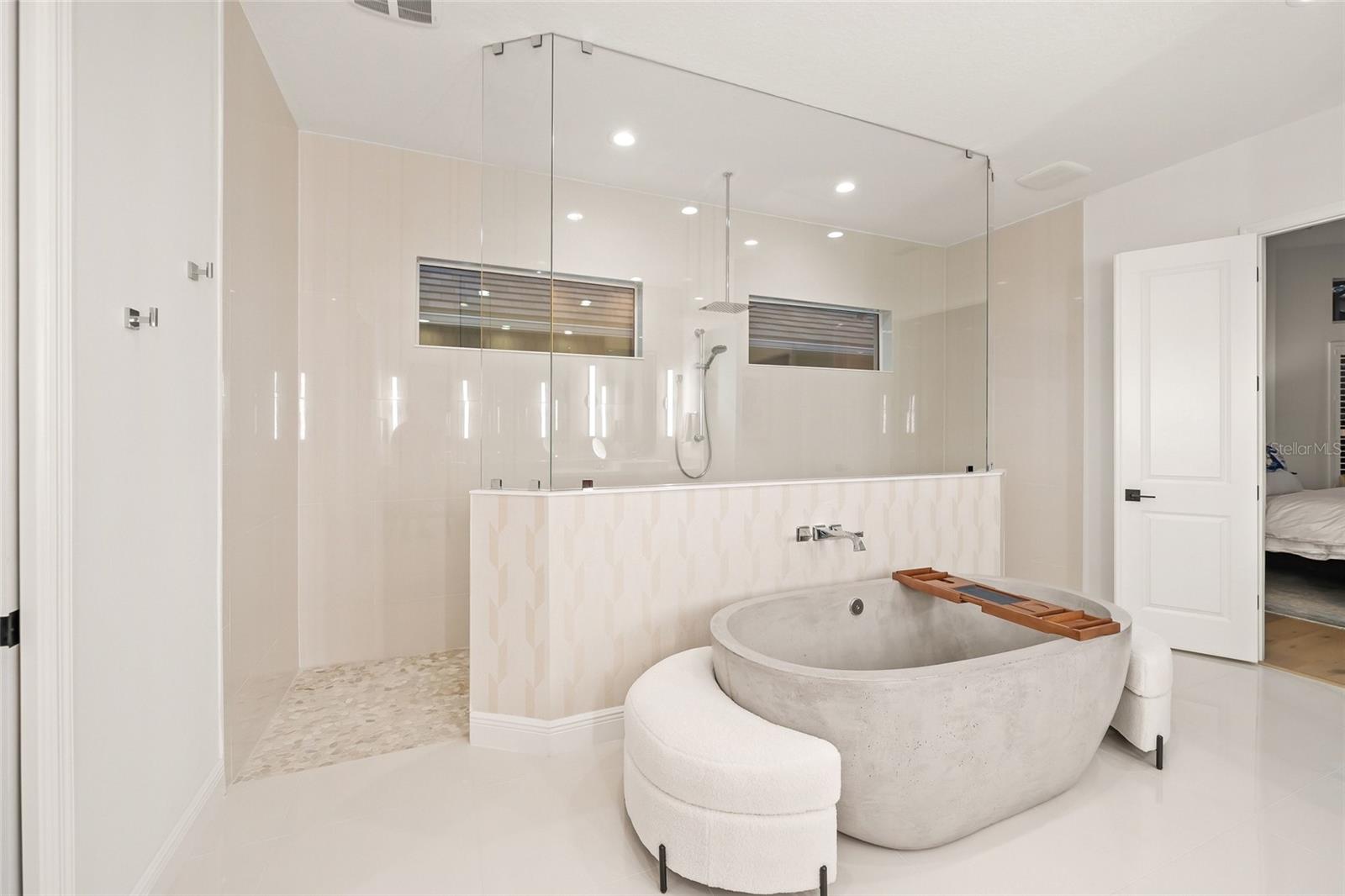 Image 36 of 71 For 16404 Cornwall Lane