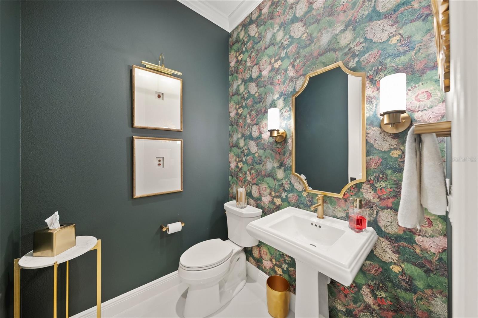 Image 46 of 71 For 16404 Cornwall Lane