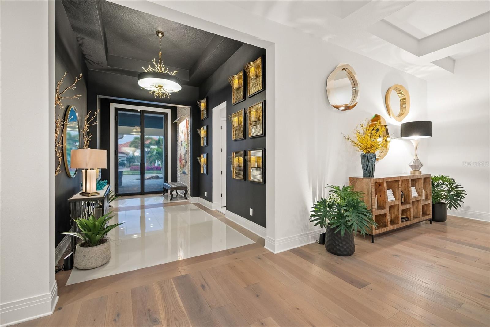 Image 7 of 71 For 16404 Cornwall Lane