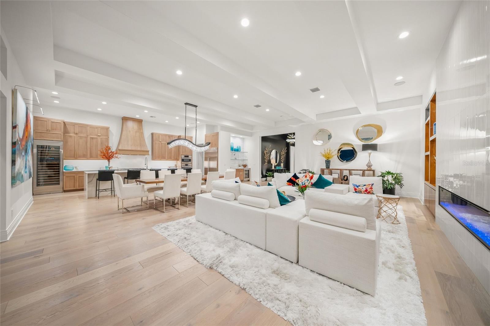 Image 8 of 71 For 16404 Cornwall Lane