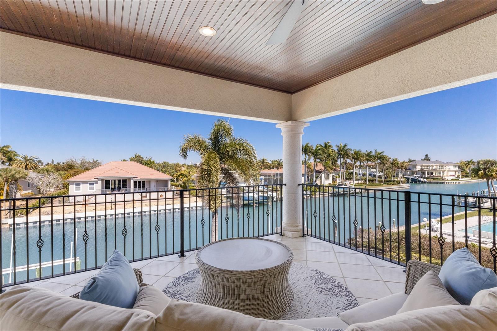 Image 28 of 58 For 617 Owl Drive