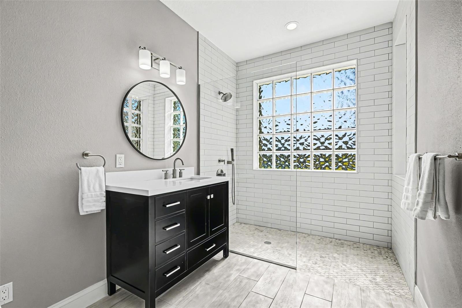 Image 24 of 37 For 11710 Soft Rush Terrace