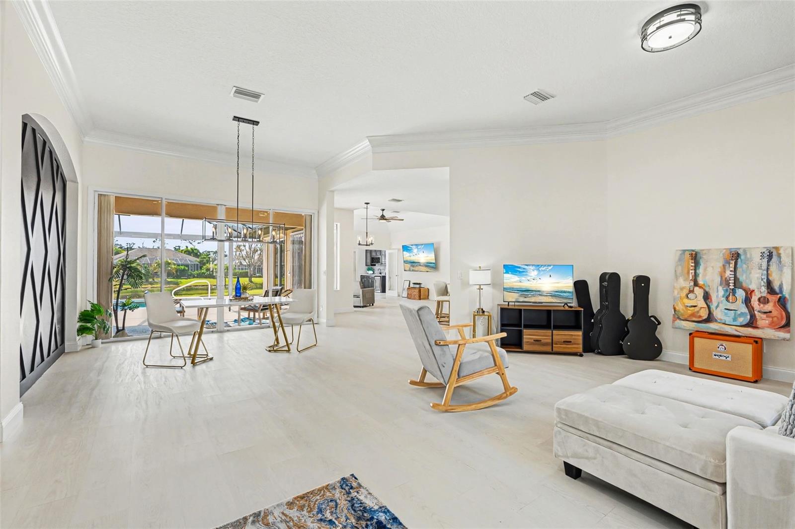 Image 3 of 37 For 11710 Soft Rush Terrace