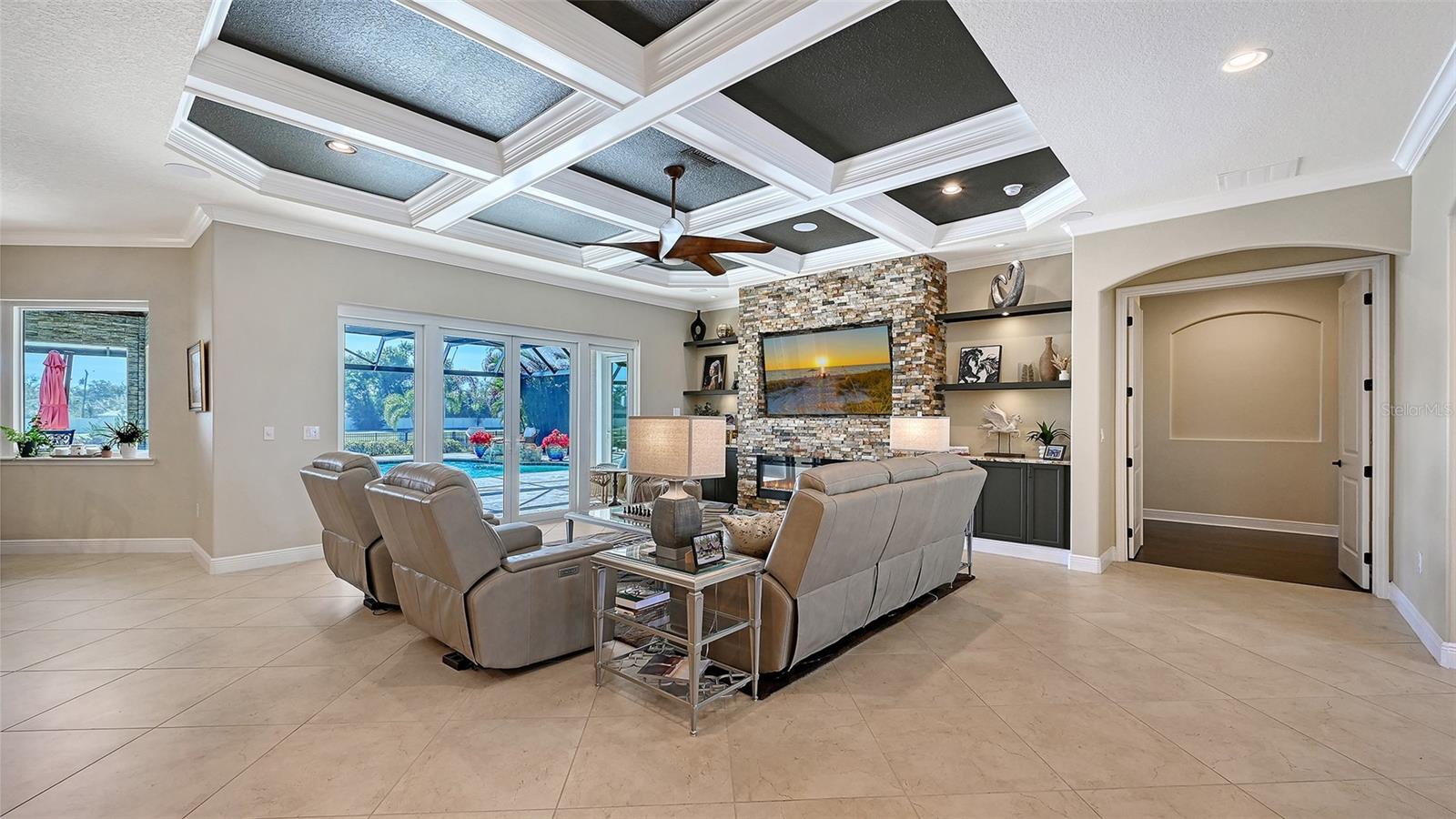 Image 12 of 63 For 4709 Vasca Drive