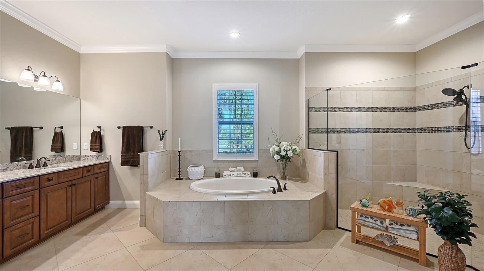 Image 25 of 63 For 4709 Vasca Drive