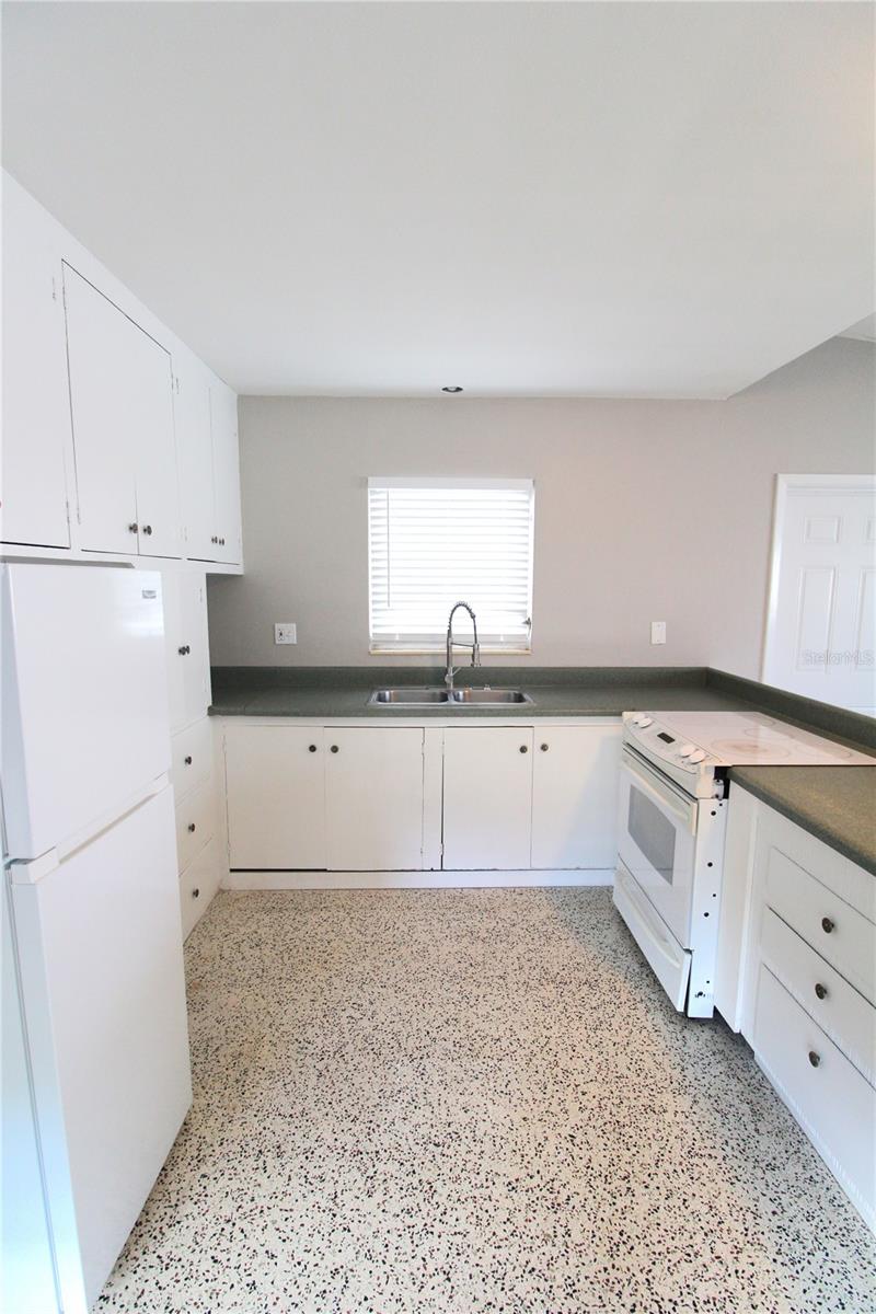 Image 2 of 16 For 3365 Melody Lane