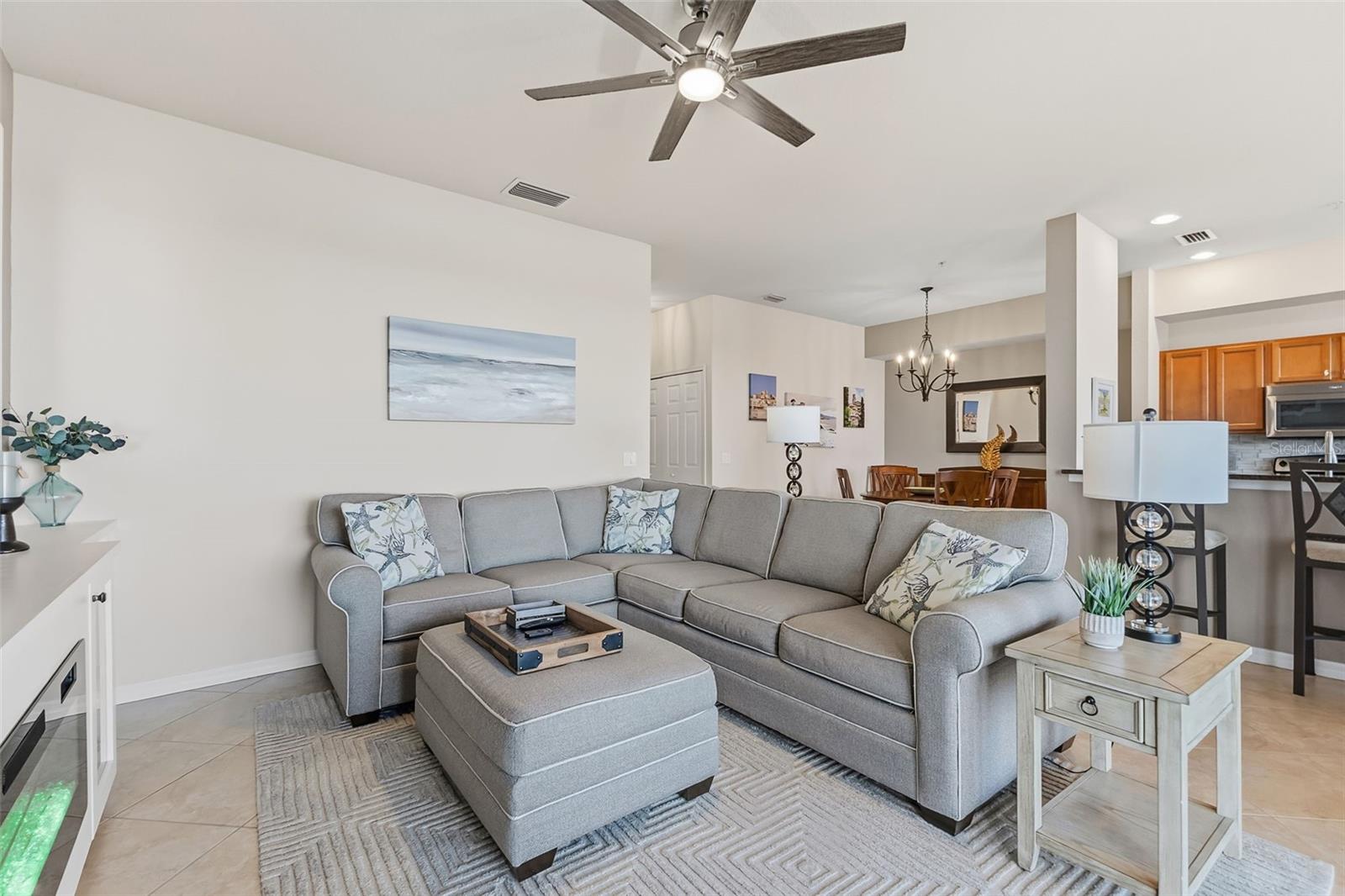 Image 4 of 45 For 7911 Grand Estuary Trail 405