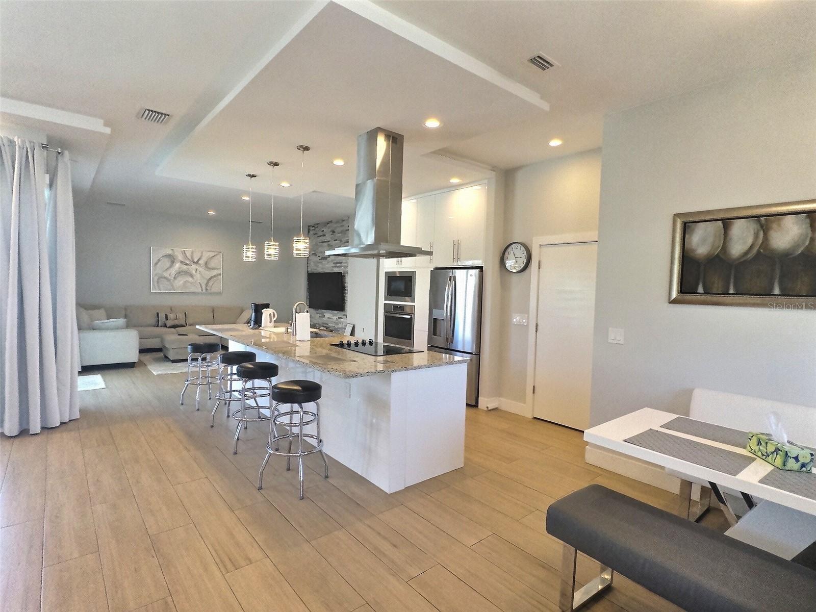 Image 3 of 22 For 4630 Classique Drive