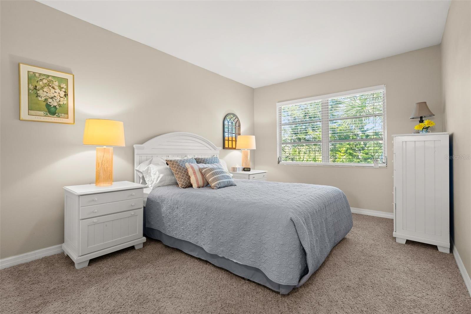 Image 10 of 24 For 2039 Canal Dr  N33