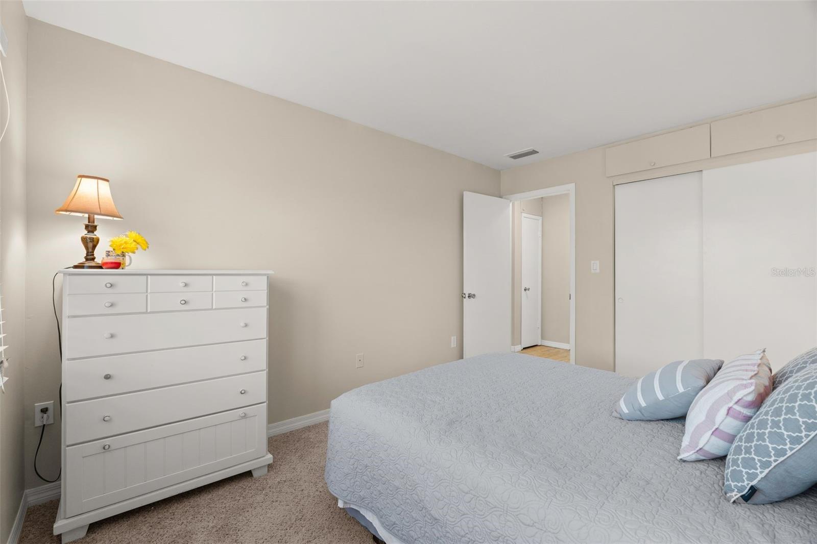 Image 11 of 24 For 2039 Canal Dr  N33