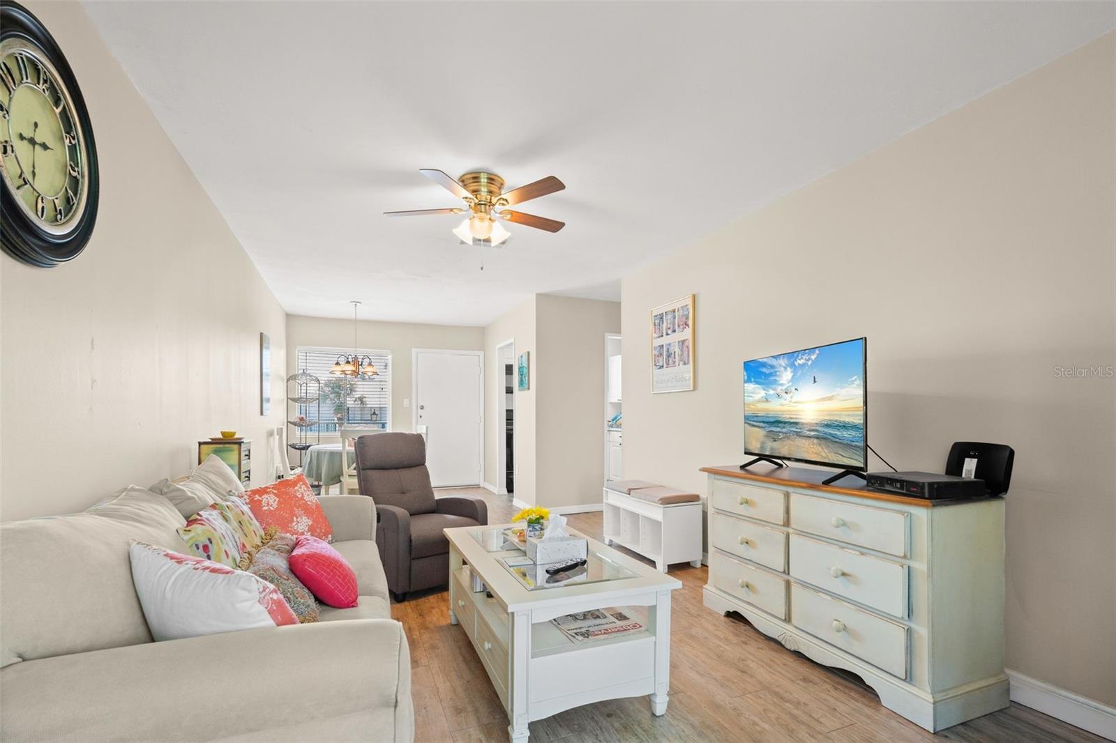 Image 2 of 24 For 2039 Canal Dr  N33