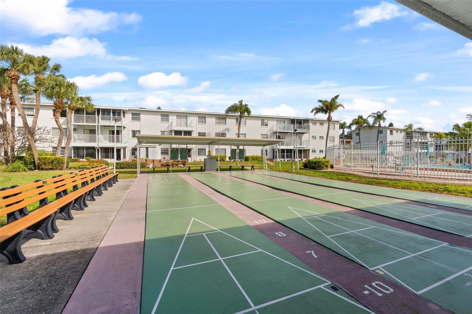 Image 23 of 24 For 2039 Canal Dr  N33