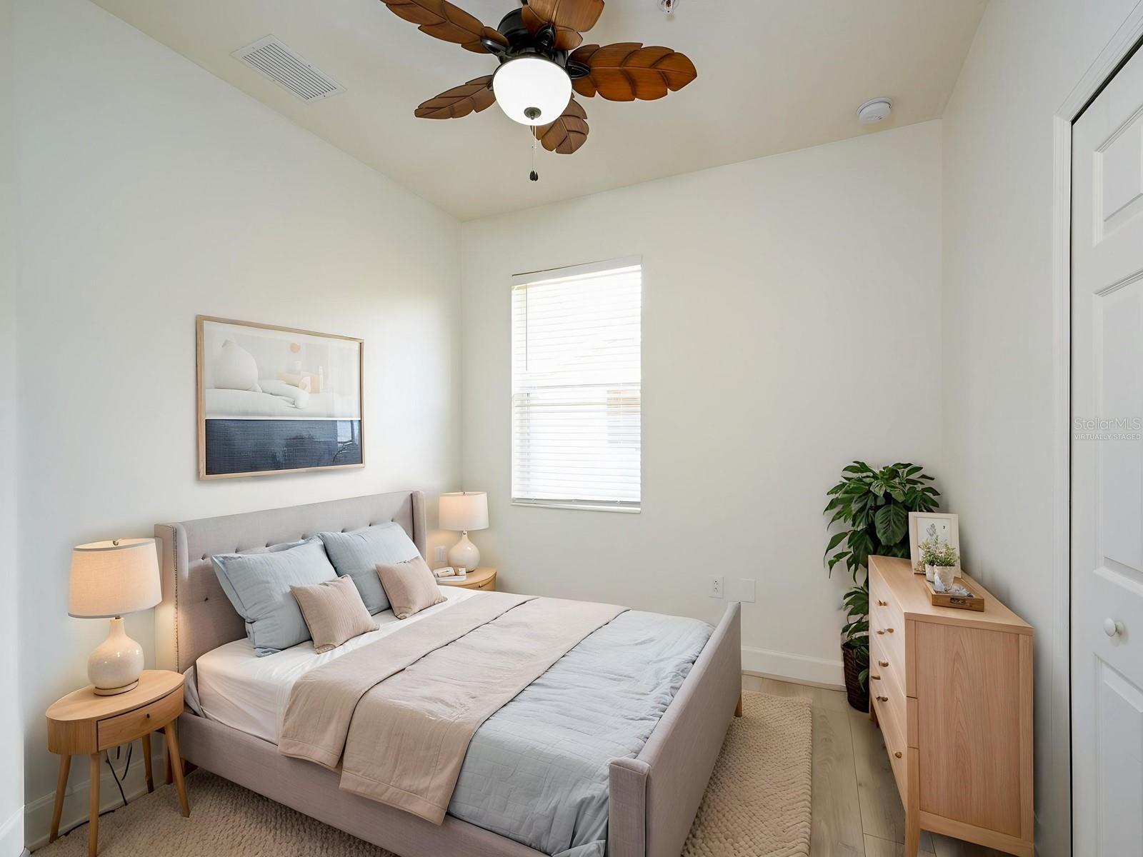 Image 13 of 100 For 7919 Limestone Lane 13-204