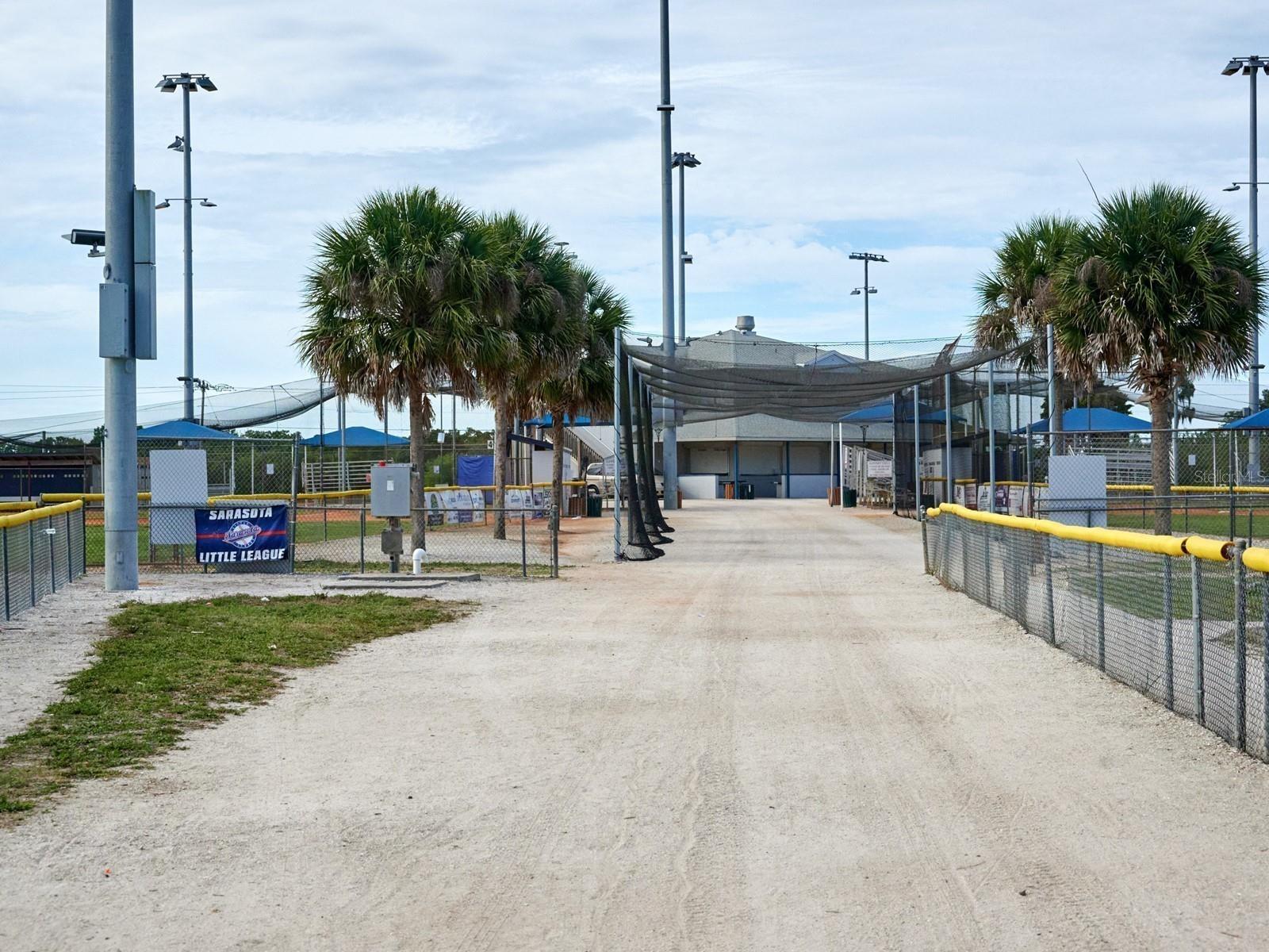 Image 44 of 100 For 7919 Limestone Lane 13-204