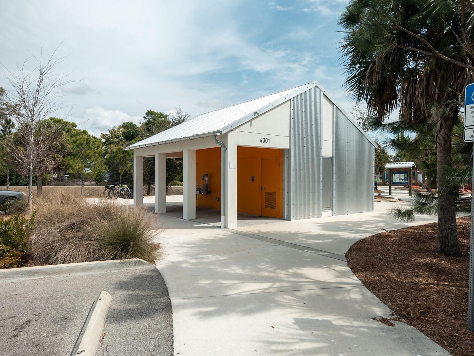 Image 72 of 100 For 7919 Limestone Lane 13-204