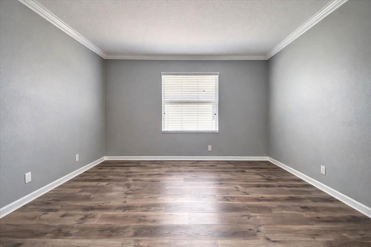 Image 10 of 37 For 7431 Aguila Drive