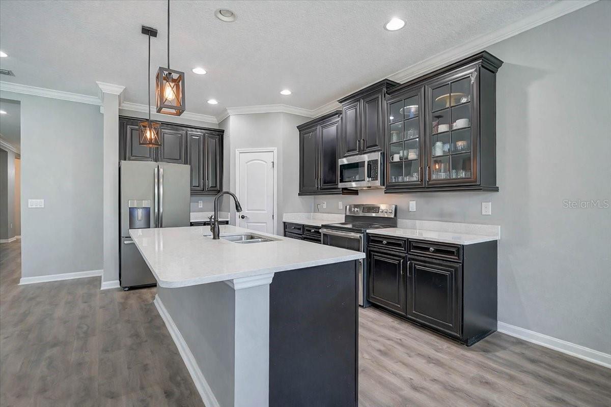 Image 5 of 37 For 7431 Aguila Drive