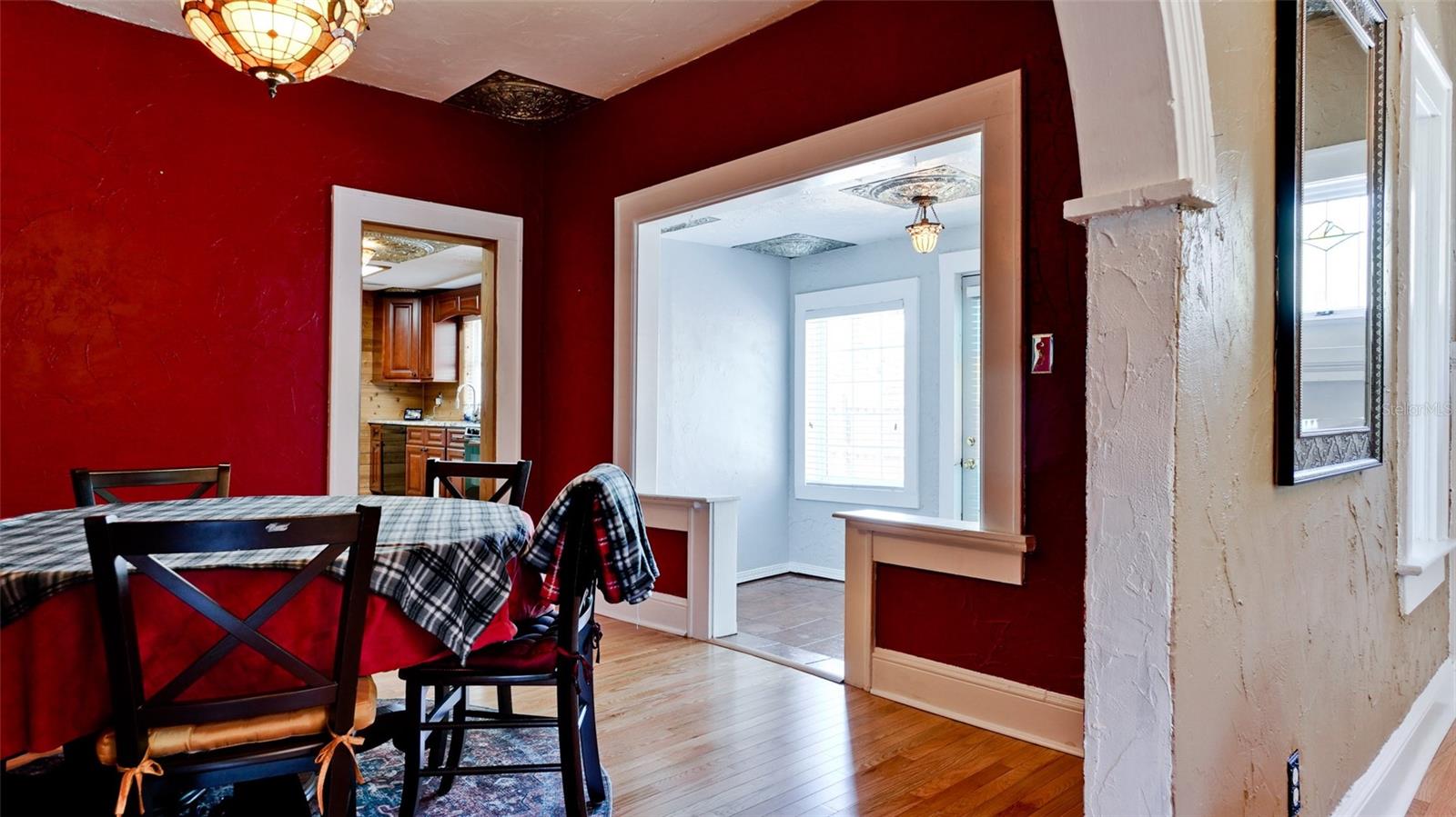 Image 15 of 25 For 714 29th Street W