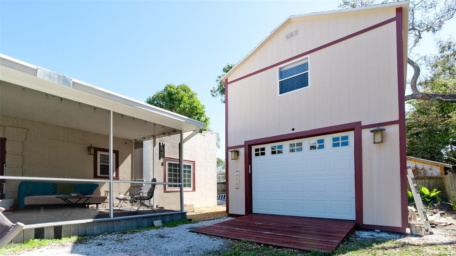 Image 21 of 25 For 714 29th Street W