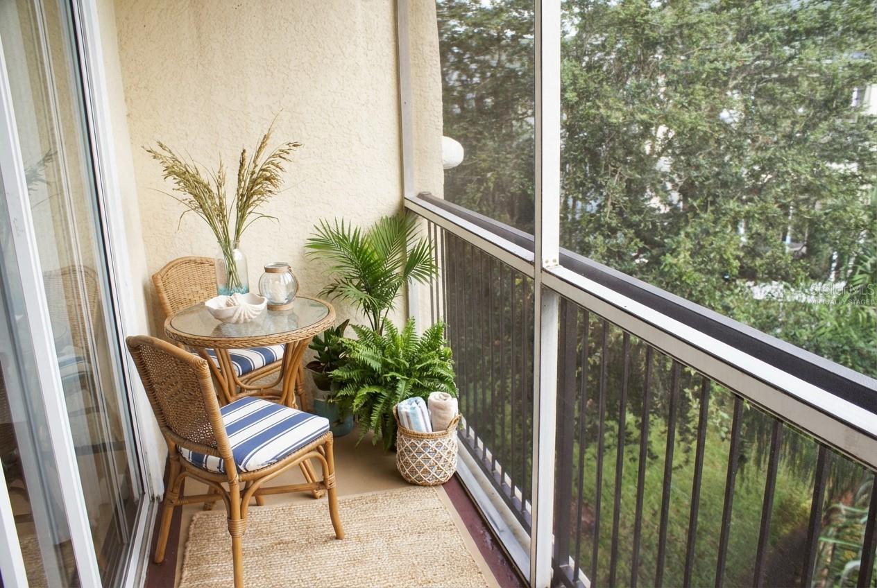 Image 11 of 21 For 5152 Northridge Road 307