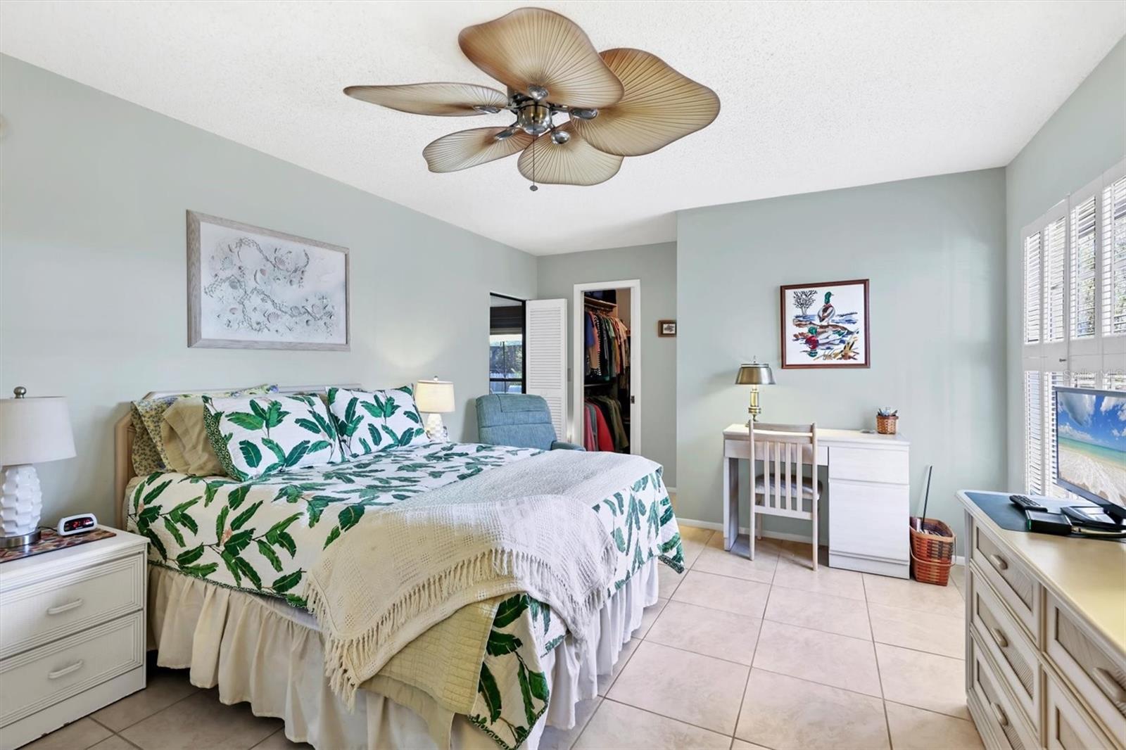 Image 19 of 37 For 5603 Creekwood Drive