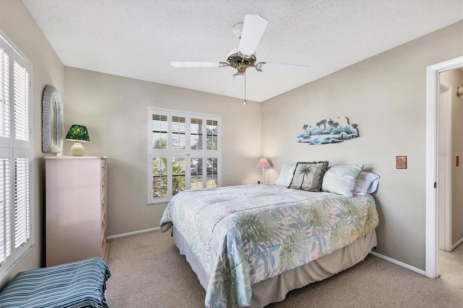 Image 22 of 37 For 5603 Creekwood Drive