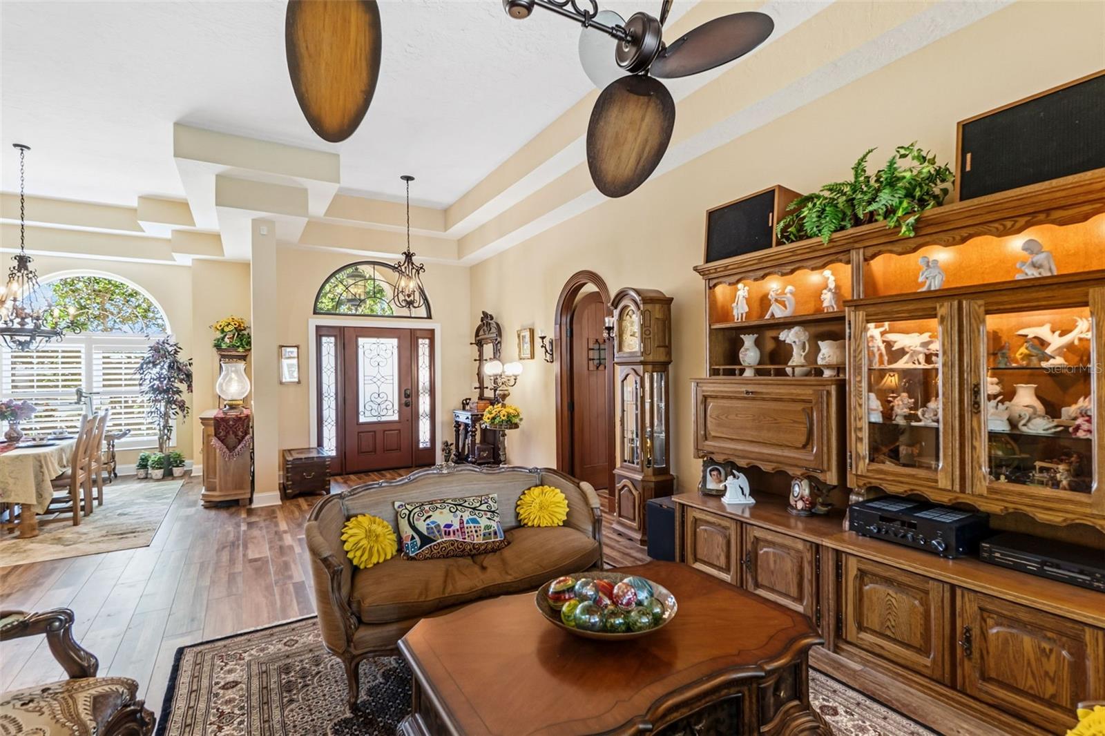 Image 11 of 77 For 8309 Shadow Pine Way