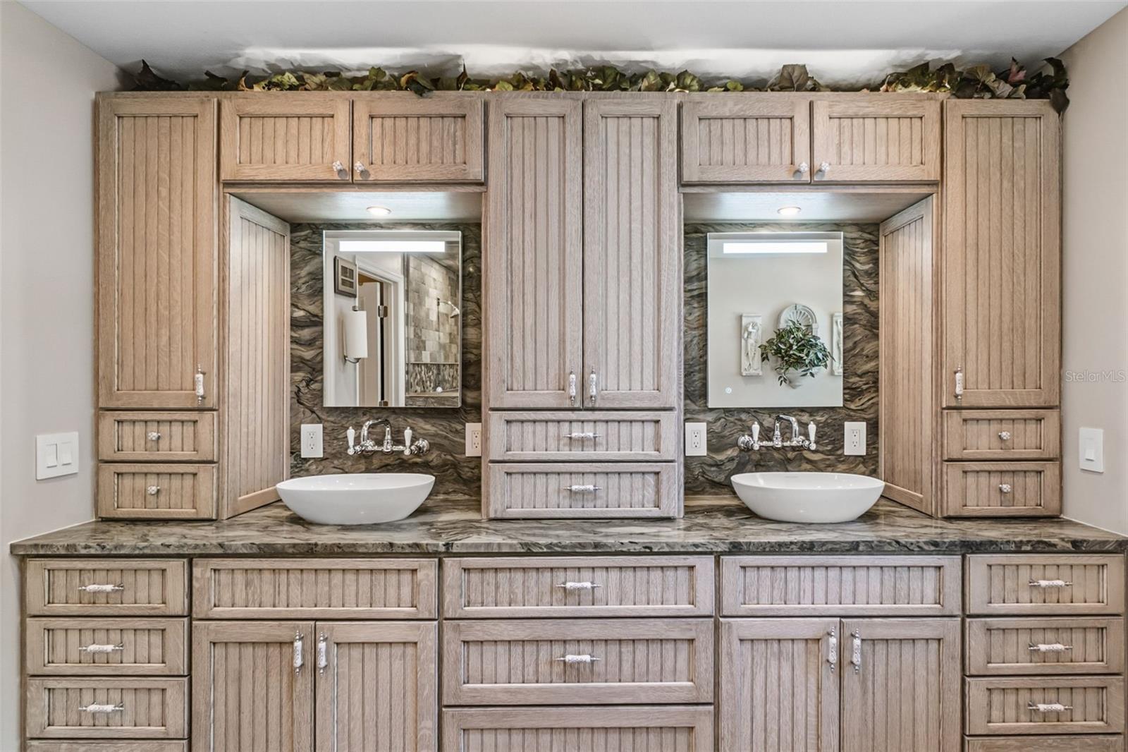 Image 20 of 77 For 8309 Shadow Pine Way