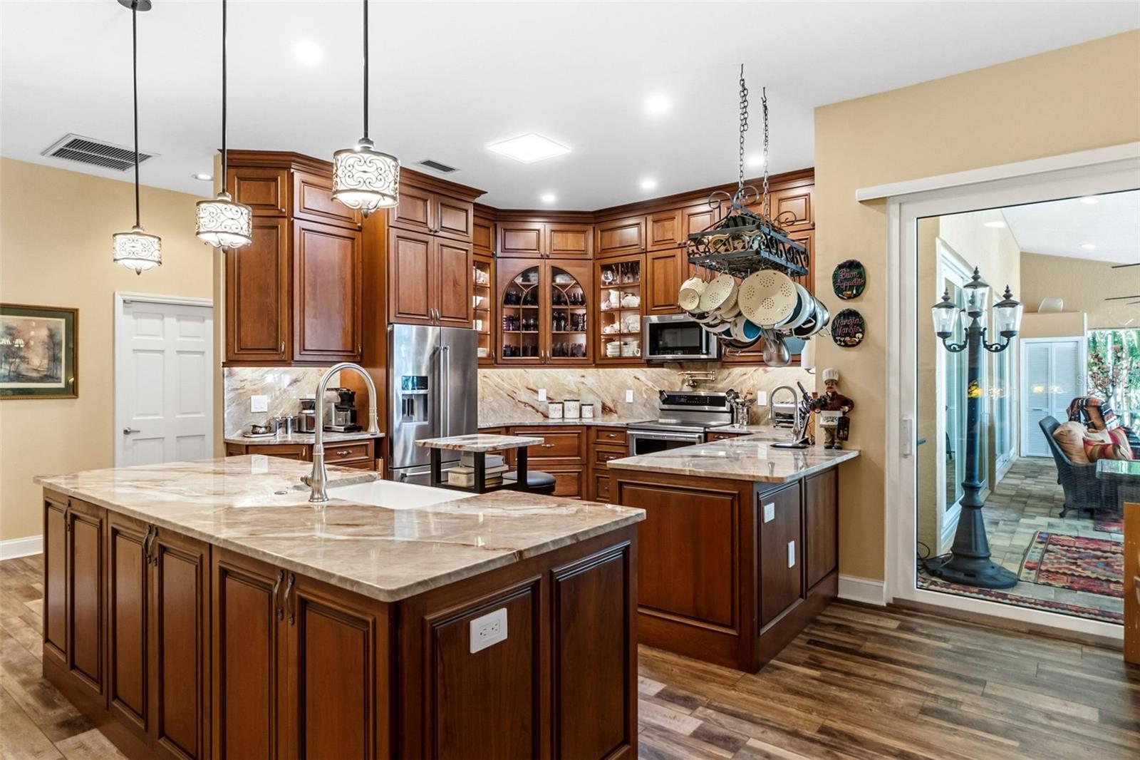 Image 28 of 77 For 8309 Shadow Pine Way