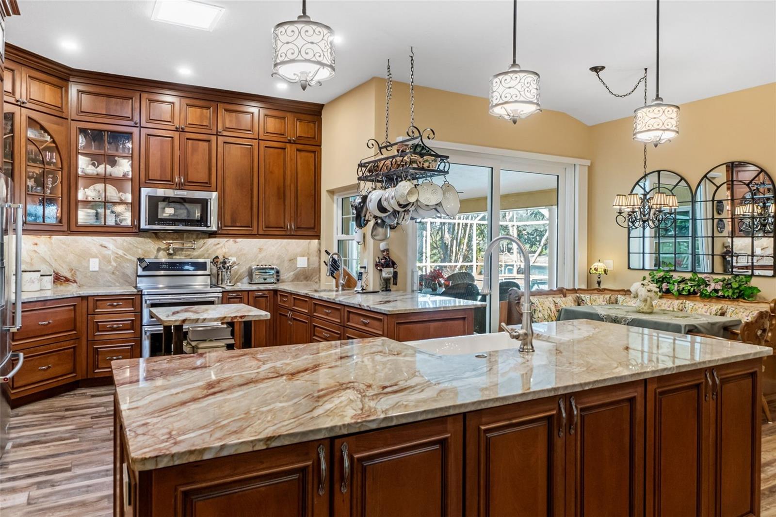 Image 30 of 77 For 8309 Shadow Pine Way