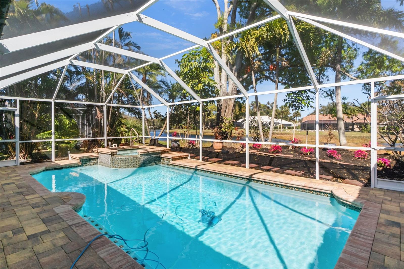 Image 50 of 77 For 8309 Shadow Pine Way