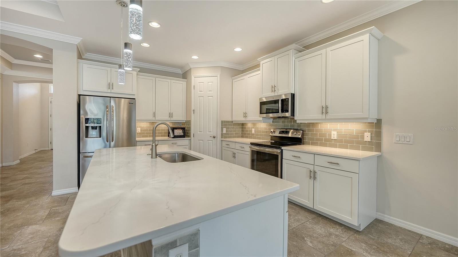 Image 12 of 62 For 11490 Blackfin Street